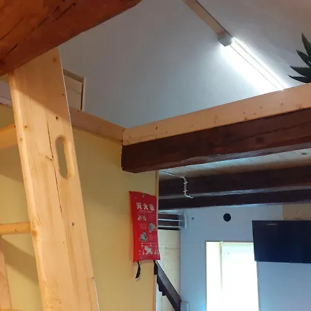 Tomas Old House - River *