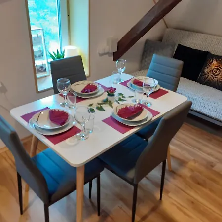 Tomas Old House - River *