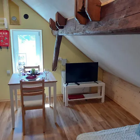 Tomas Old House - River *