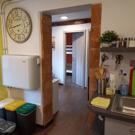 Tomas Old House - River *