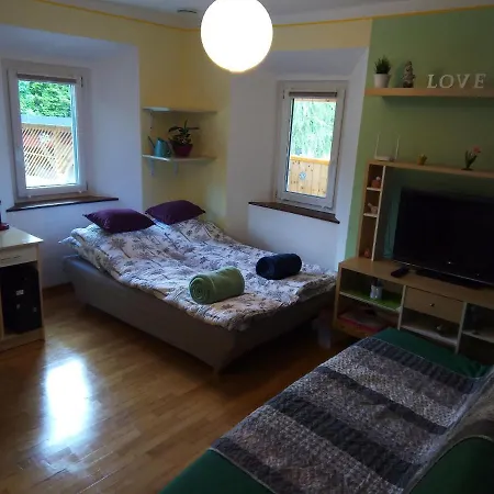 Appartement Tomas Old House - River Visoko (Sencur)