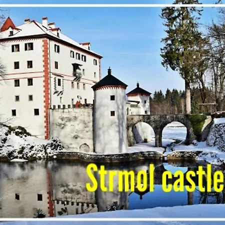 Tomas Old House - River * Visoko