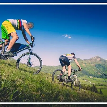 Tomas Old House - River 아파트