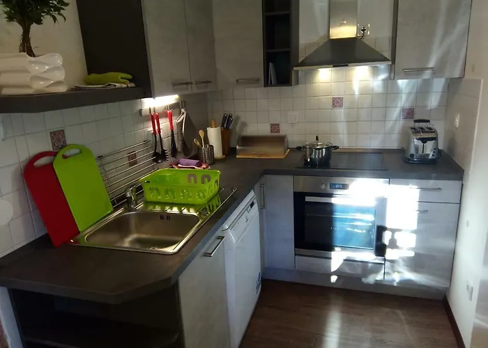 Tomas Old House - River Apartman *