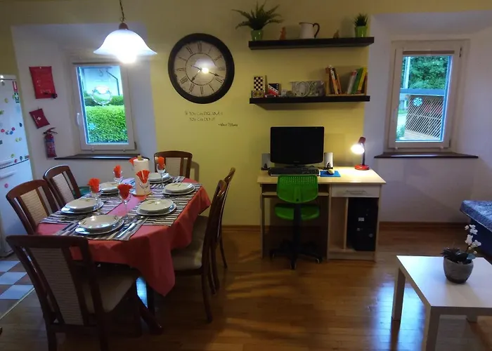 Tomas Old House - River *